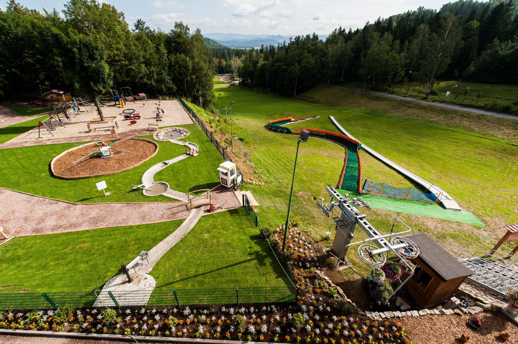 Przystanek Bavaria - Sauny, Parking Oraz Wstep Do Parku Bajek W Cenie! Karpacz Exteriör bild